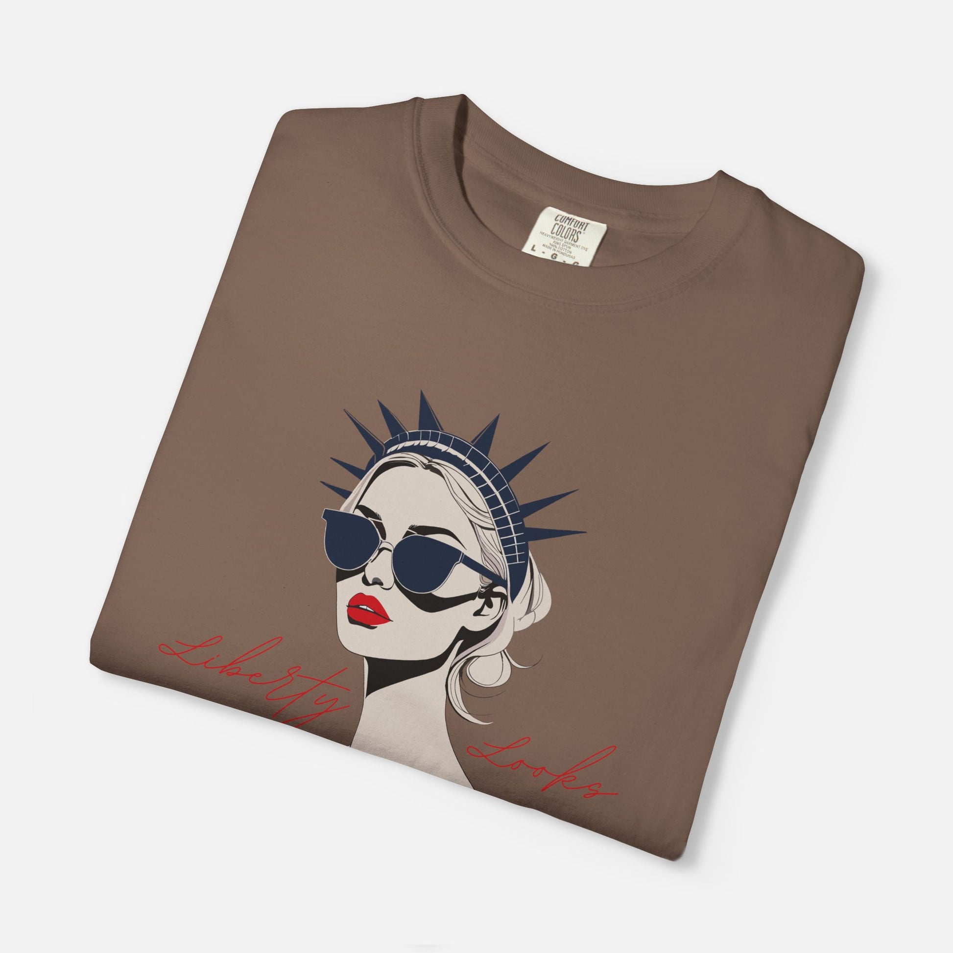 Liberty Looks Good on Me – Chic Lady Liberty Graphic Tee